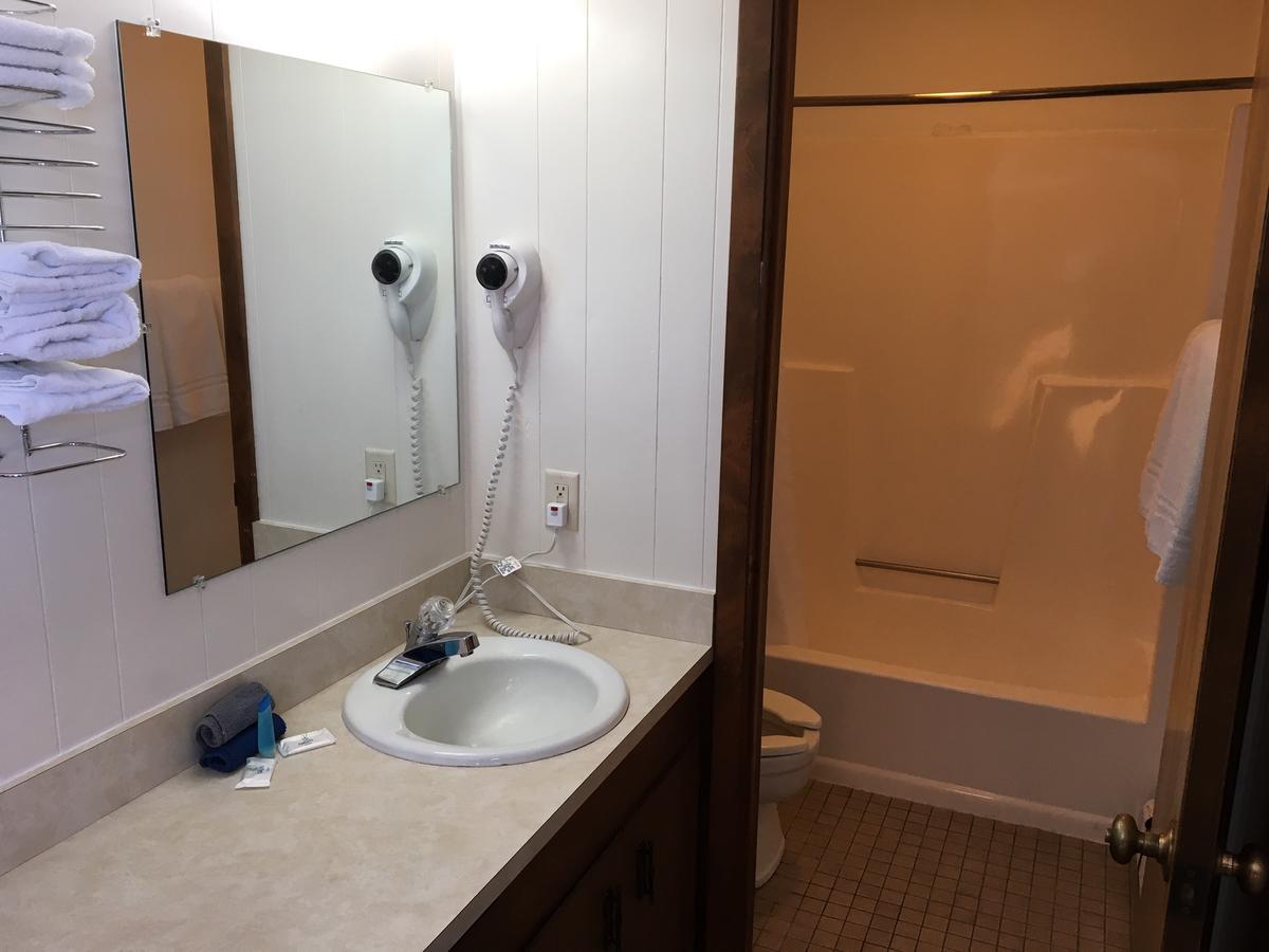 Coho Motel Kewaunee Bagian luar foto