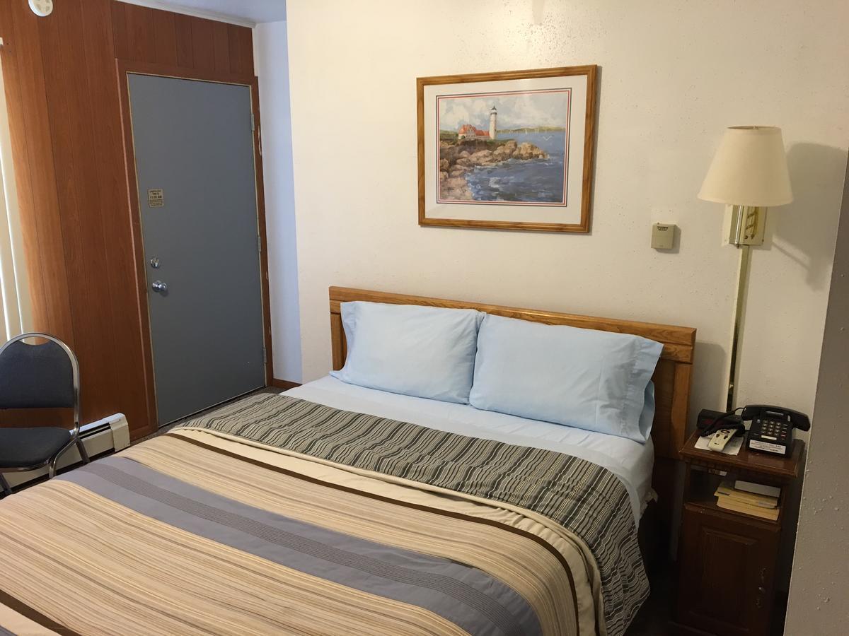 Coho Motel Kewaunee Bagian luar foto